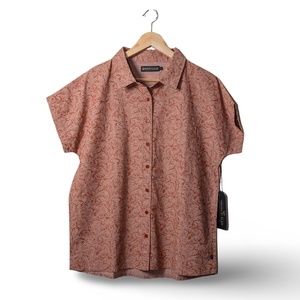 NWT: UNITED BY BLUE Women's Natural Short-Sleeve Button Down Top; Size Large